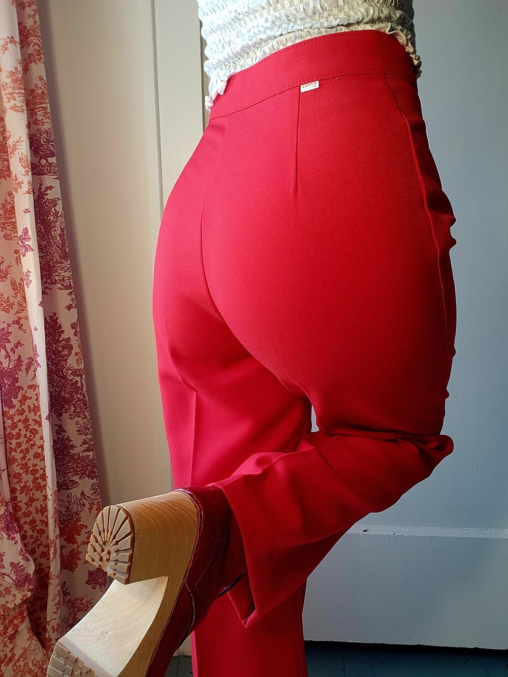 VTG 70s Levi’s S/M High Waist Red Bellbottom Wide Leg Disco Pants